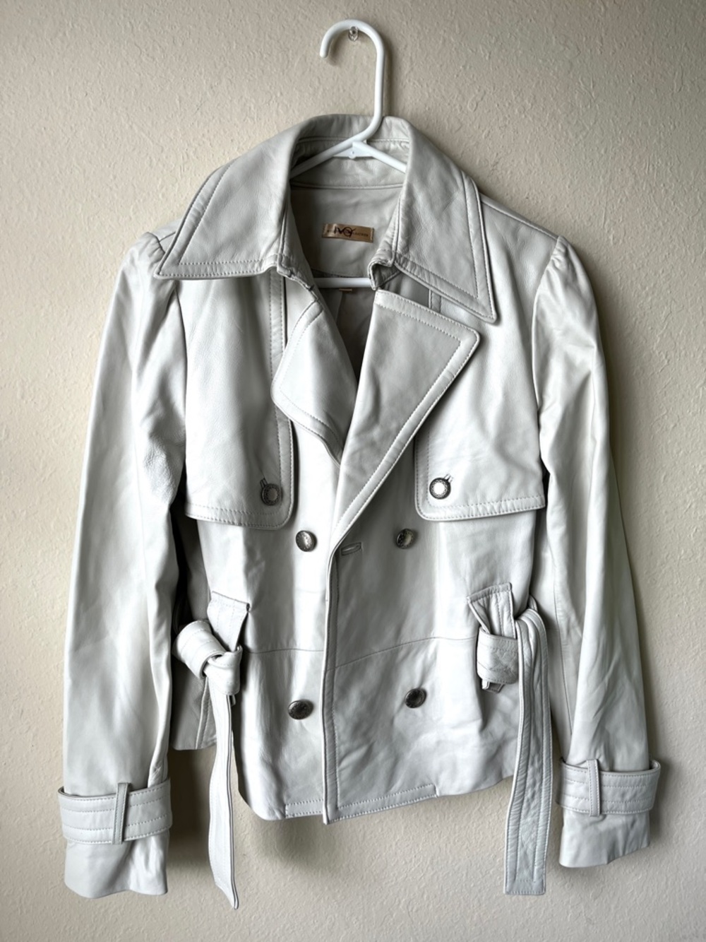 Wilson Off-White Leather Double-Breasted Trench Jacket